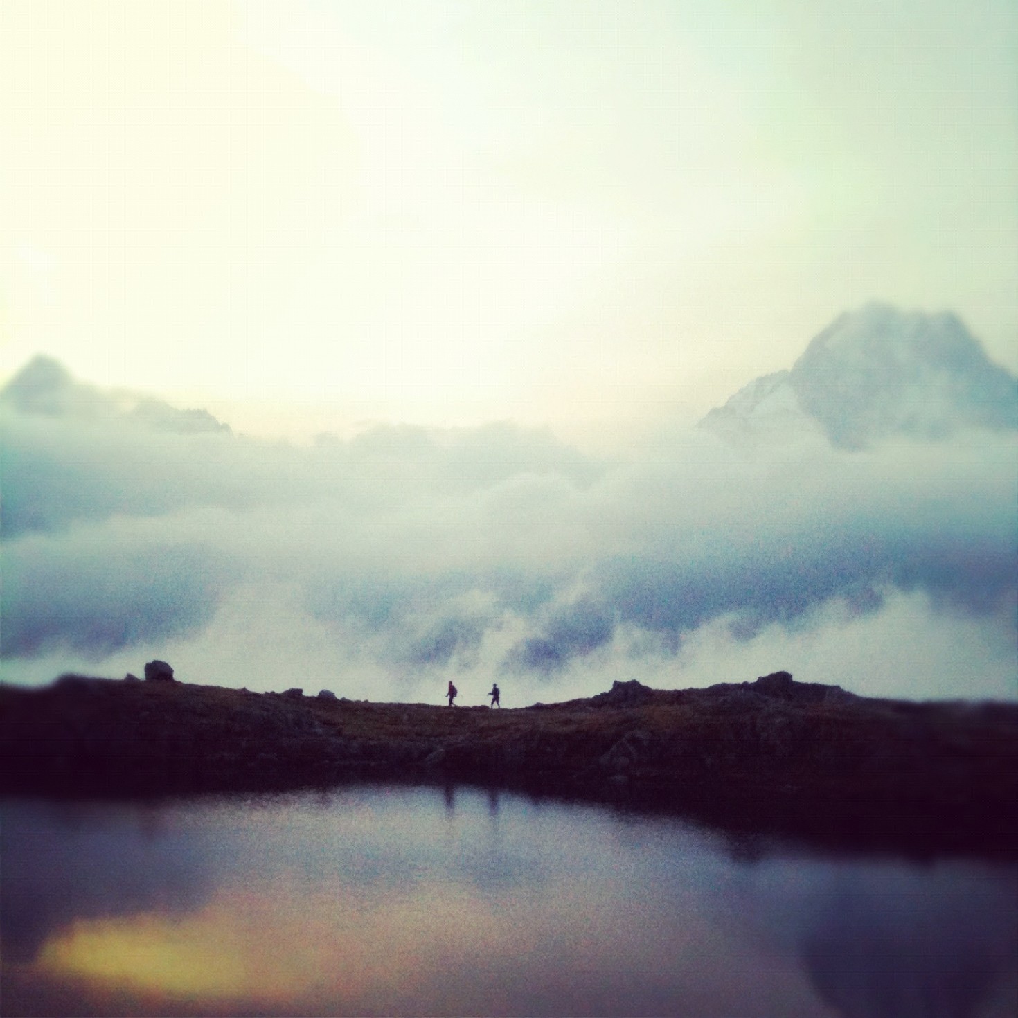 Sun on Lac Cheserys in the early morning