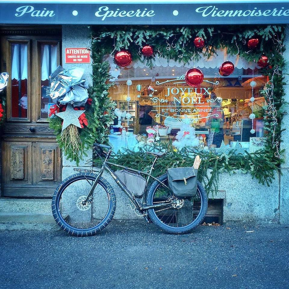 Les Praz shop